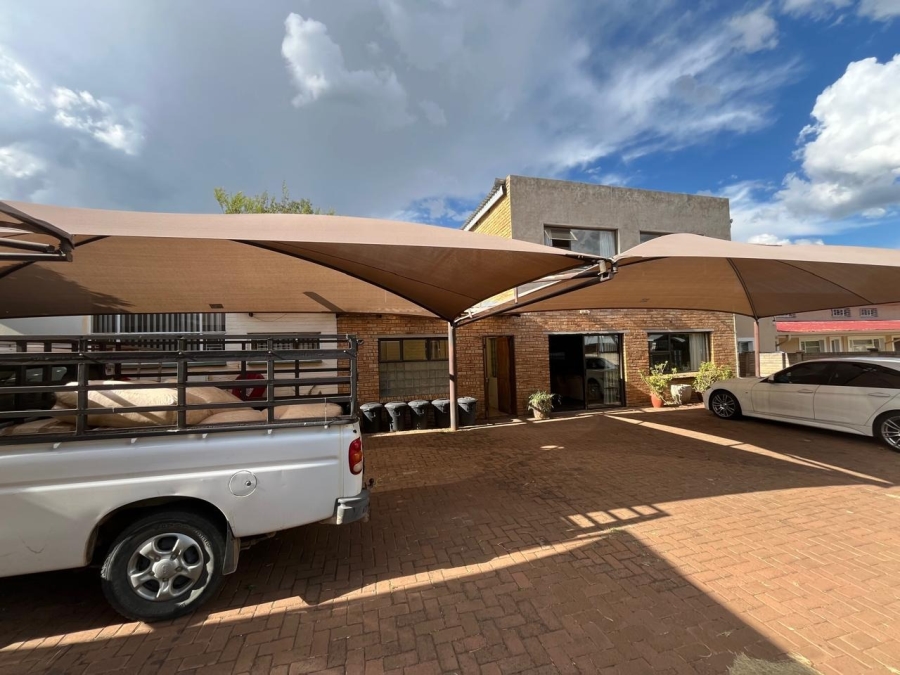 Commercial Property for Sale in Universitas Free State